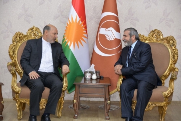 Secretary-General of the KIU receives the Iranian Consul in the Kurdistan Region