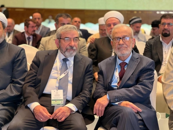الأمين العام للاتحاد الإسلامي الكردستاني يشارك في مؤتمر خاص بالعائلة