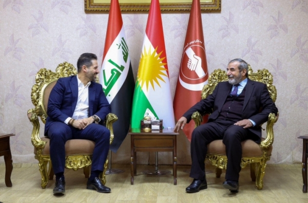 الأمين العام للاتحاد الإسلامي الكردستاني يستقبل قوباد طالباني