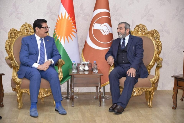بالصور.. الأمين العام للاتحاد الإسلامي الكردستاني يستقبل وفدا من الحزب الديمقراطي الكردستاني