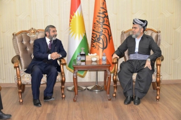 الأمين العام للاتحاد الإسلامي الكوردستاني يبحث الأوضاع الراهنة مع أمير الجماعة الإسلامية