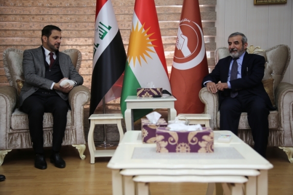 الأمين العام للاتحاد الإسلامي الكردستاني يستقبل رئيس حركة الجيل الجديد