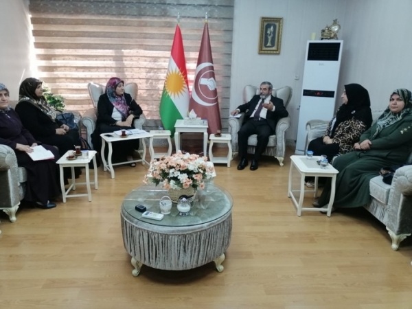 Secretary-General of the KIU receives a delegation from the Islamic Union of Kurdistan Sisters