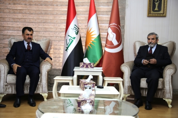 الأمين العام للاتحاد الإسلامي الكردستاني يستقبل رؤساء خمسة جهات سياسية