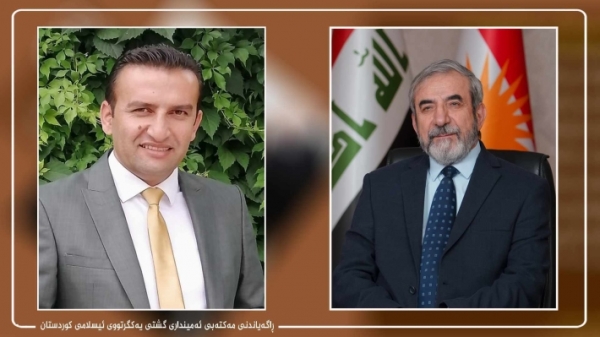الأمين العام للاتحاد الإسلامي الكردستاني يجري اتصالا هاتفيا مع الصحفي إسلام كشاني