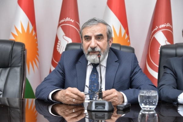 الأمين العام للاتحاد الإسلامي الكردستاني يجتمع مع عدد من قيادات وكوادر الاتحاد في أربيل