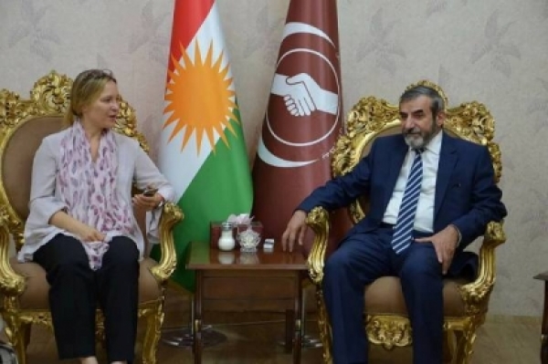 الأمين العام للاتحاد الإسلامي الكوردستاني يطالب بتأييد أكثر للاتحاد الأوروبي لتفعيل دور المؤسسات الشرعية في الإقليم