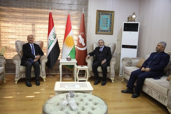 الأمين العام للاتحاد الإسلامي الكردستاني يستقبل السيد حاكم قادر