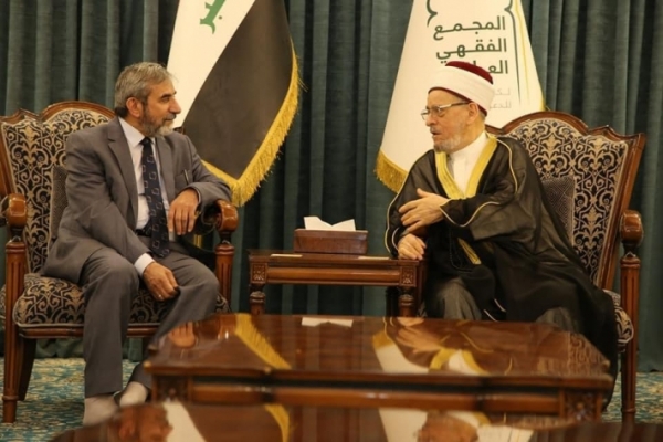 الأمين العام للاتحاد الإسلامي الكردستاني يزور رئيس المجمع الفقهي العراقي